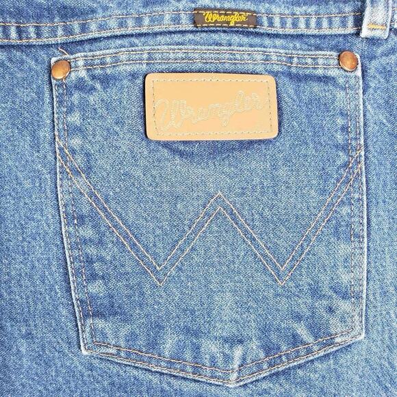 Wrangler Jeans Men’s Size 40x36 Tall Straight Leg Blue Rodeo Leather Patch 40 - Picture 4 of 9